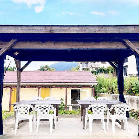Asobibase Yamabare-House Hotel Ishigaki  Bagian luar foto