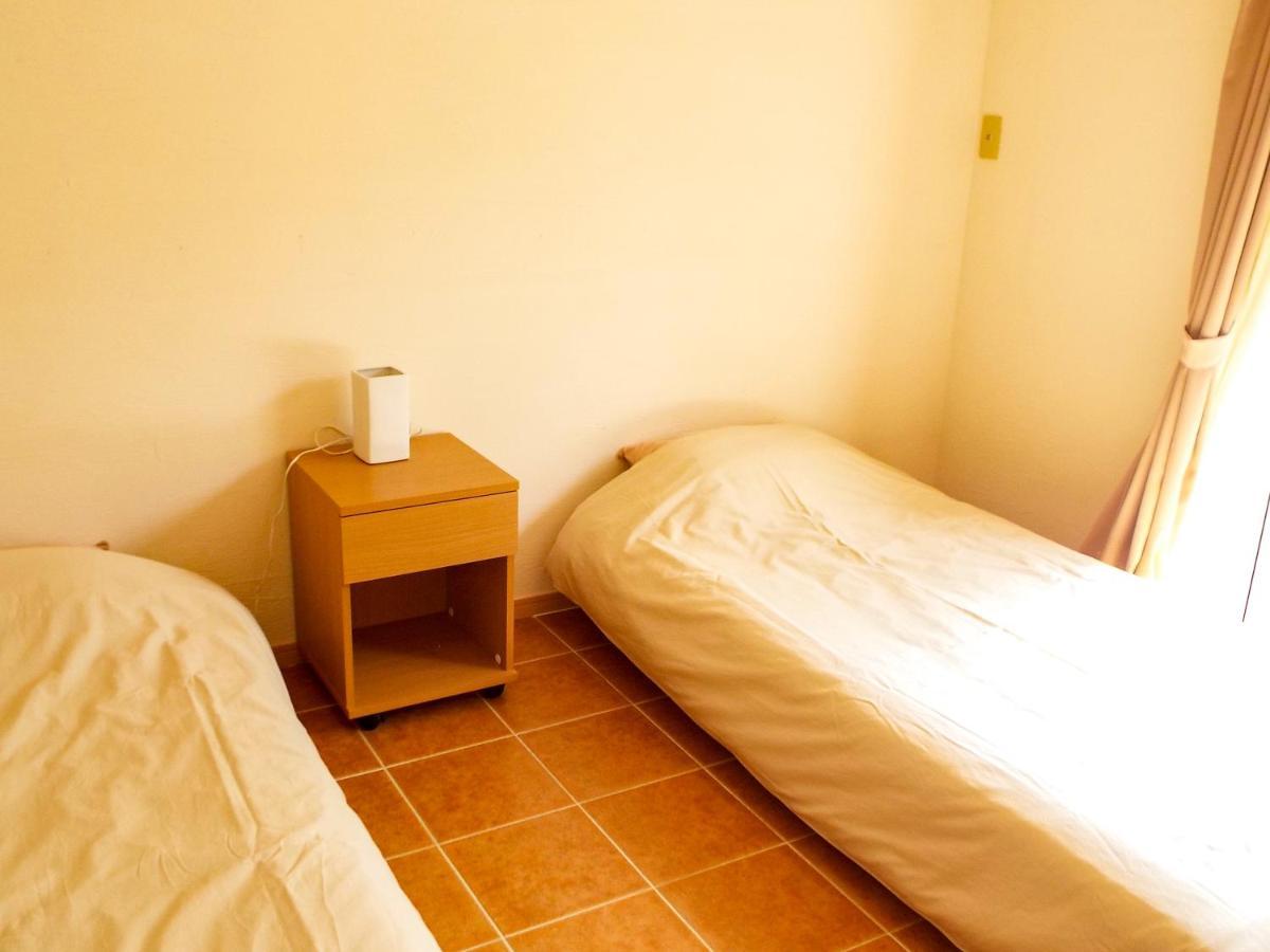 Asobibase Yamabare-House Hotel Ishigaki  Bagian luar foto