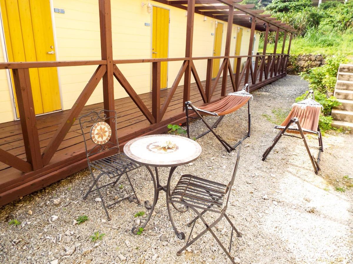 Asobibase Yamabare-House Hotel Ishigaki  Bagian luar foto