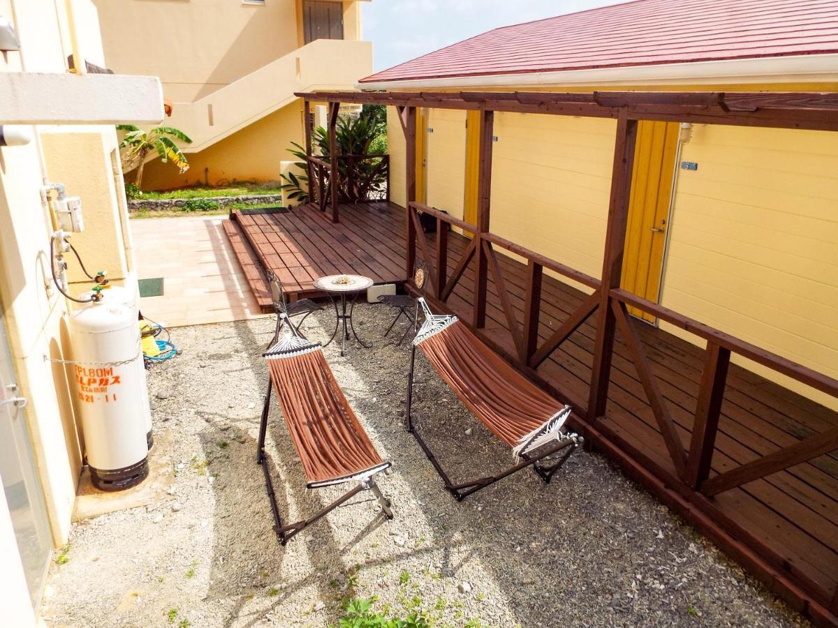 Asobibase Yamabare-House Hotel Ishigaki  Bagian luar foto