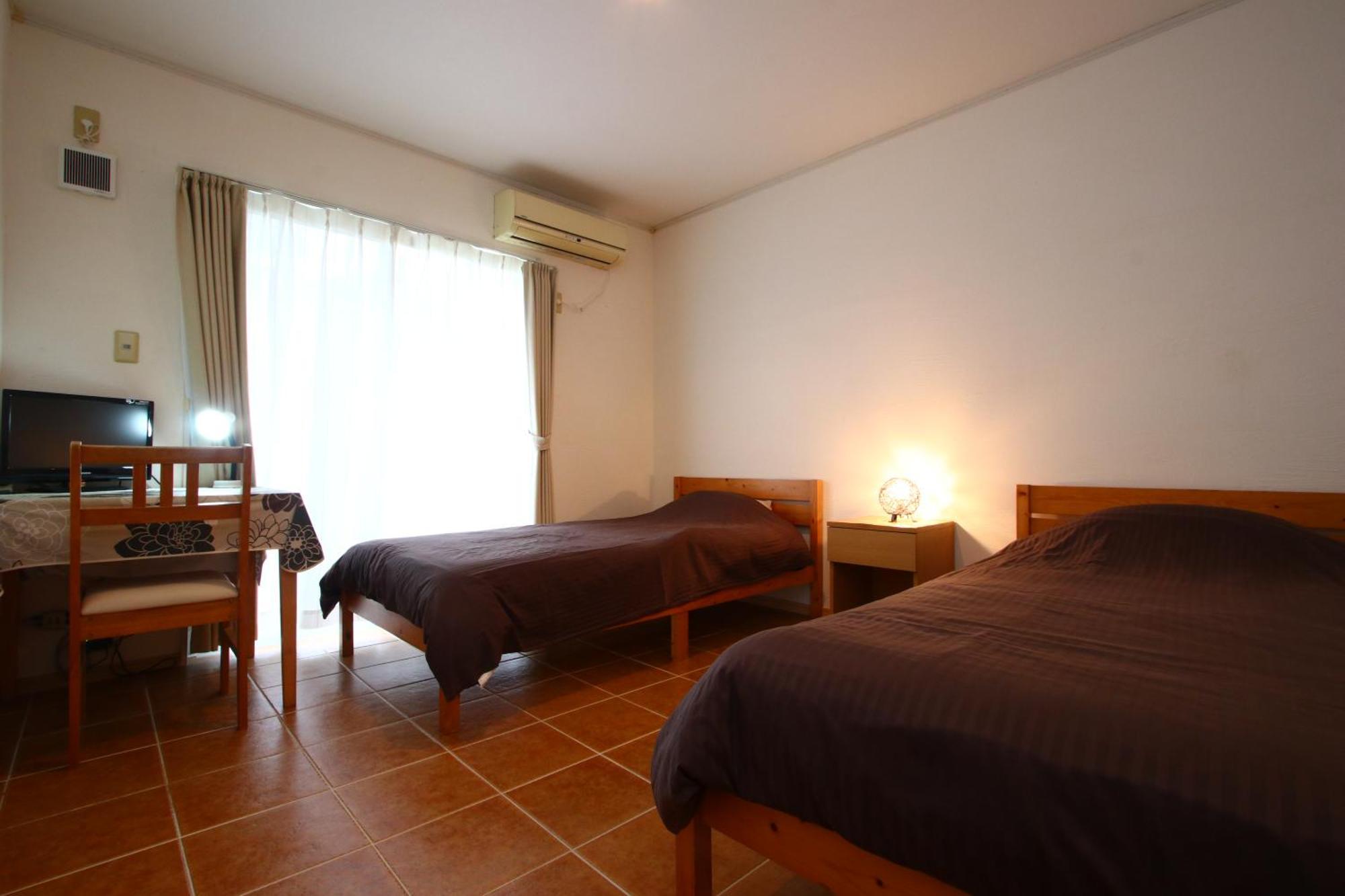 Asobibase Yamabare-House Hotel Ishigaki  Bagian luar foto