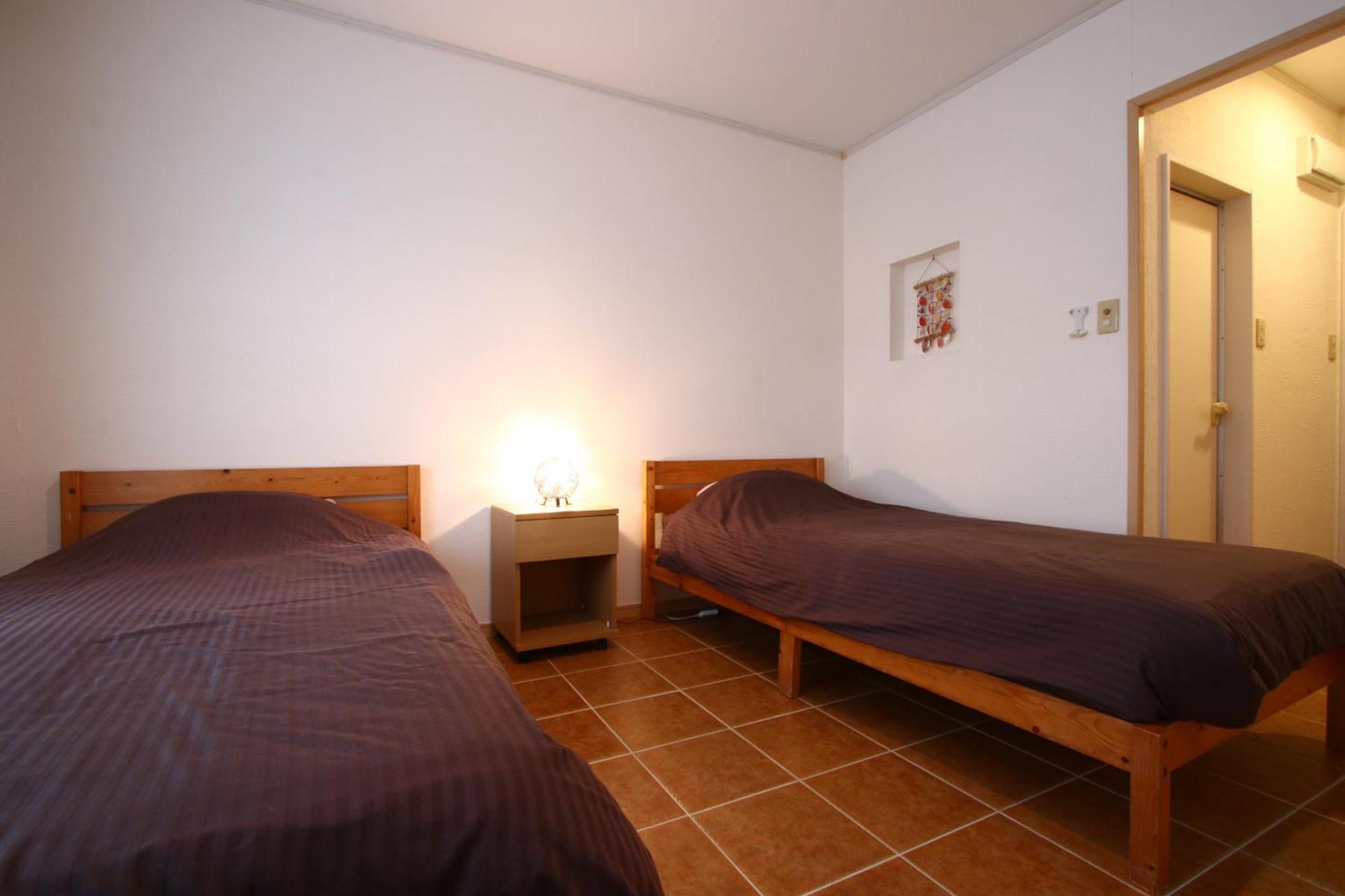Asobibase Yamabare-House Hotel Ishigaki  Bagian luar foto