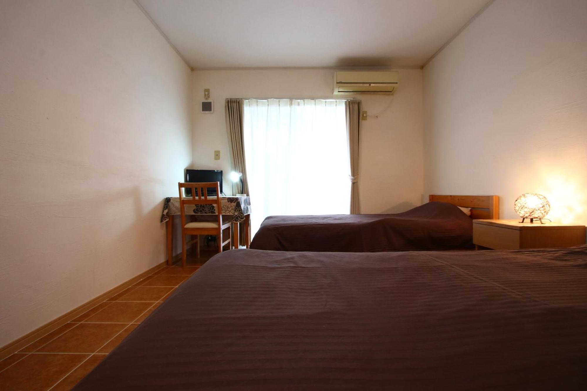 Asobibase Yamabare-House Hotel Ishigaki  Bagian luar foto